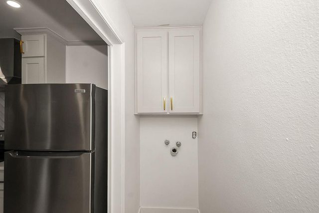 814 El Toro Lane, Houston, TX 77062