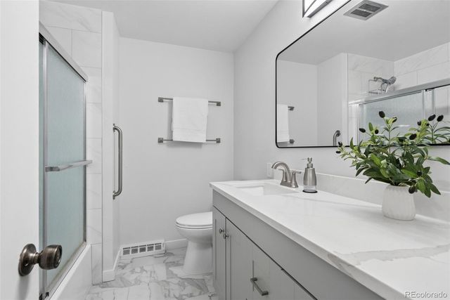 8601 E Layton Avenue, Denver, CO 80237