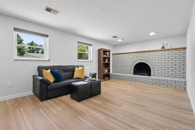 8601 E Layton Avenue, Denver, CO 80237