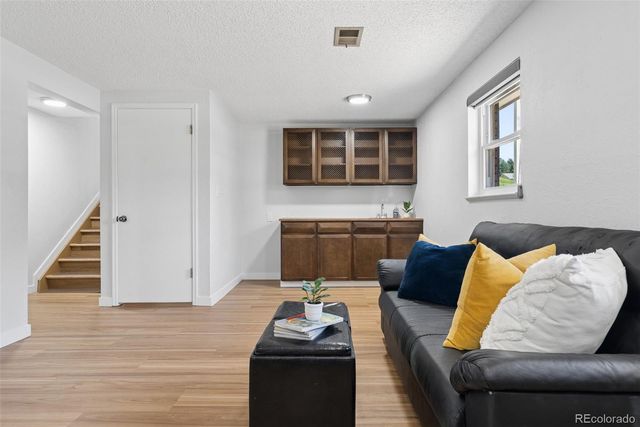 8601 E Layton Avenue, Denver, CO 80237