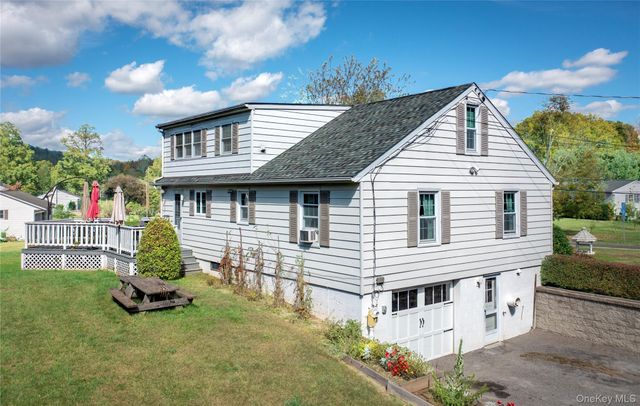 63 Hoags Corners Road, Wingdale, NY 12594