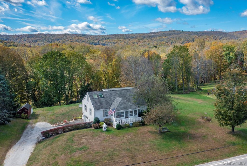63 Hoags Corners Road, Wingdale, NY 12594