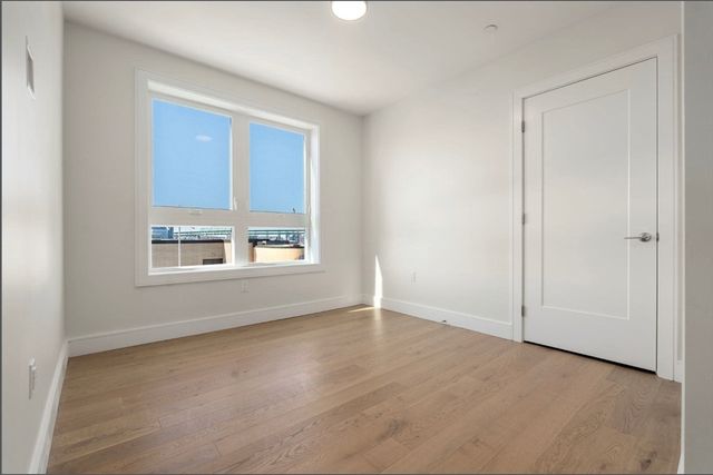 301 Border St. 610, Boston, MA 02128