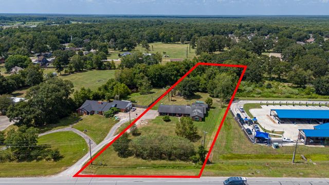 3013 N Main, Liberty, TX 77575