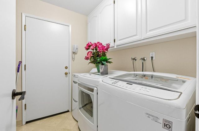 856 Hampswood Way, San Jose, CA 95120