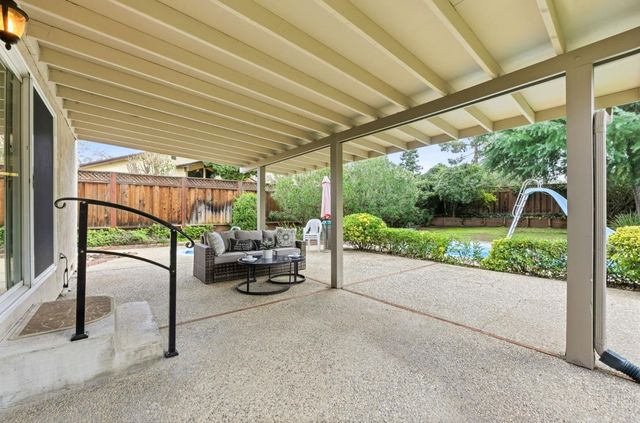 856 Hampswood Way, San Jose, CA 95120