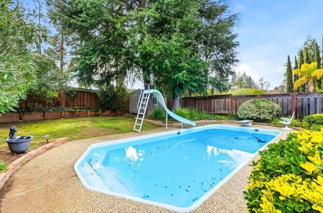 856 Hampswood Way, San Jose, CA 95120