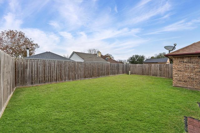 5917 Red River Drive, Dickinson, TX 77539