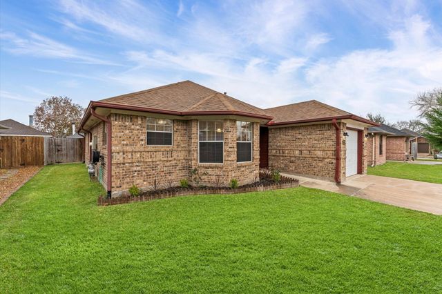 5917 Red River Drive, Dickinson, TX 77539