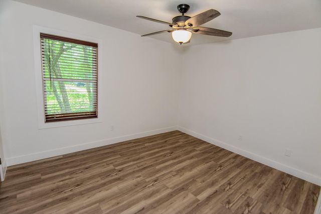 3 Raindream Place, The Woodlands, TX 77381