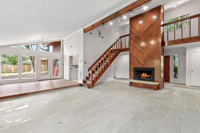 110 Simon Boulevard, Ocean Springs, MS 39564