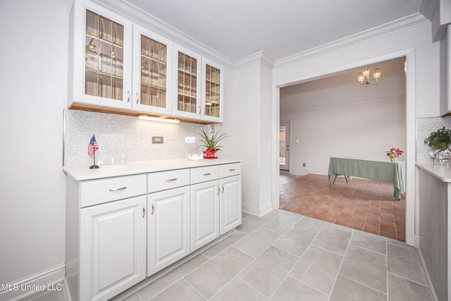 110 Simon Boulevard, Ocean Springs, MS 39564