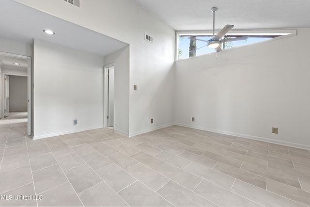 110 Simon Boulevard, Ocean Springs, MS 39564