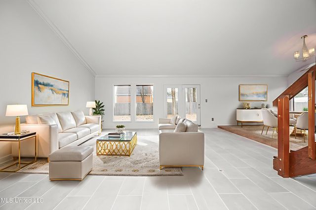 110 Simon Boulevard, Ocean Springs, MS 39564