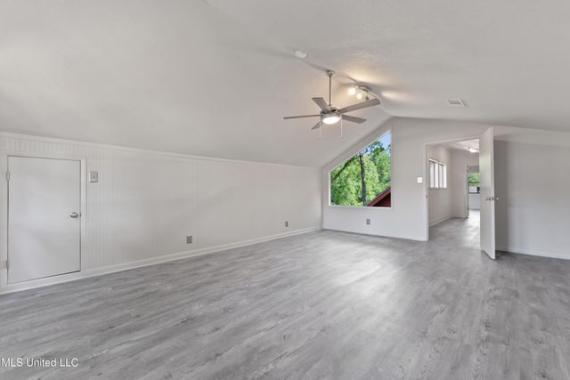 110 Simon Boulevard, Ocean Springs, MS 39564