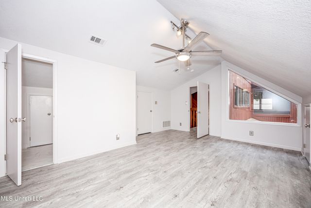 110 Simon Boulevard, Ocean Springs, MS 39564