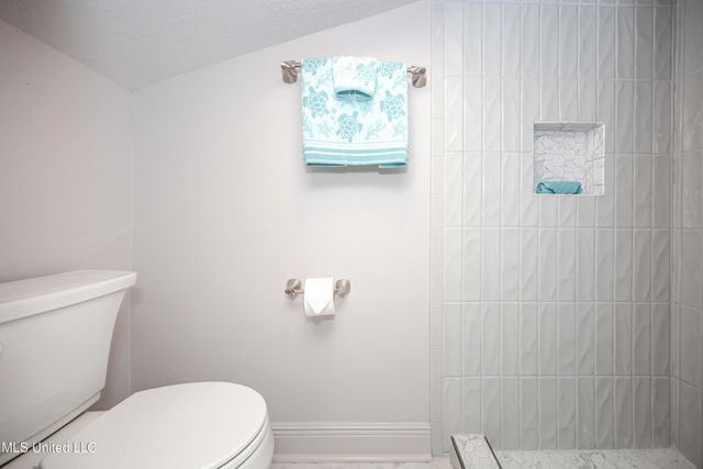 110 Simon Boulevard, Ocean Springs, MS 39564