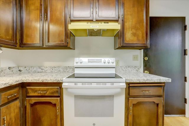 11782 Brunswick Pines Rd, Grass Valley, CA 95945