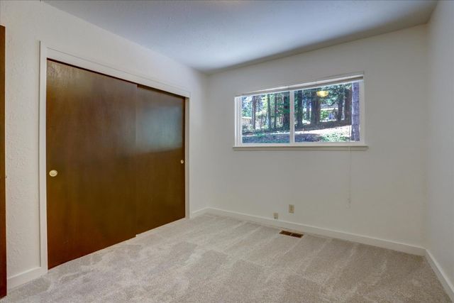 11782 Brunswick Pines Rd, Grass Valley, CA 95945