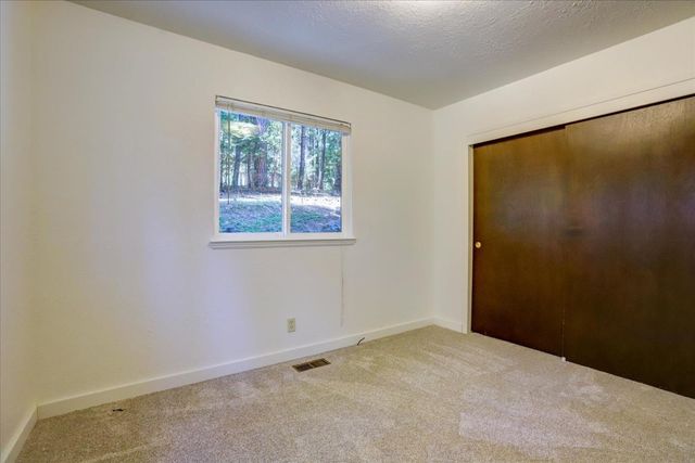 11782 Brunswick Pines Rd, Grass Valley, CA 95945