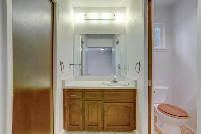 11782 Brunswick Pines Rd, Grass Valley, CA 95945