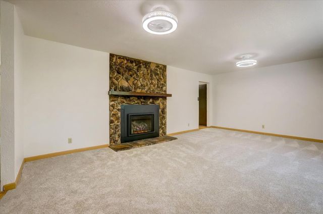 11782 Brunswick Pines Rd, Grass Valley, CA 95945