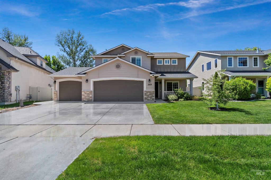 2819 NW 11th Avenue, Meridian, ID 83646