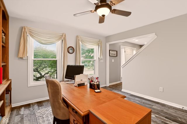 1555 Connemara Road, Indianapolis, IN 46217