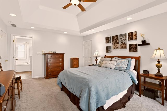 1555 Connemara Road, Indianapolis, IN 46217