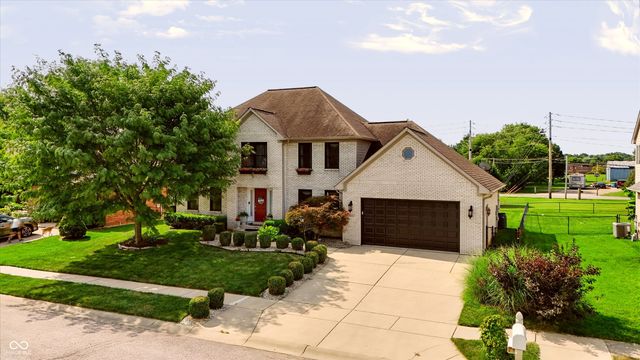 1555 Connemara Road, Indianapolis, IN 46217