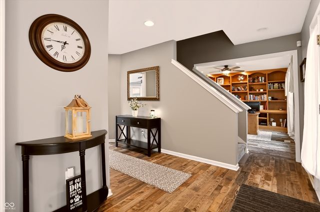 1555 Connemara Road, Indianapolis, IN 46217