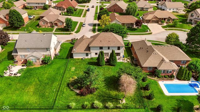 1555 Connemara Road, Indianapolis, IN 46217