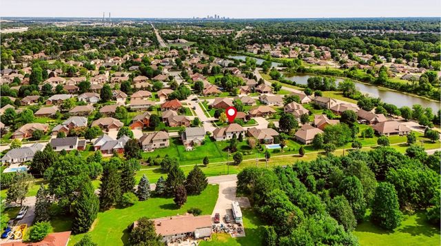 1555 Connemara Road, Indianapolis, IN 46217