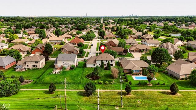 1555 Connemara Road, Indianapolis, IN 46217