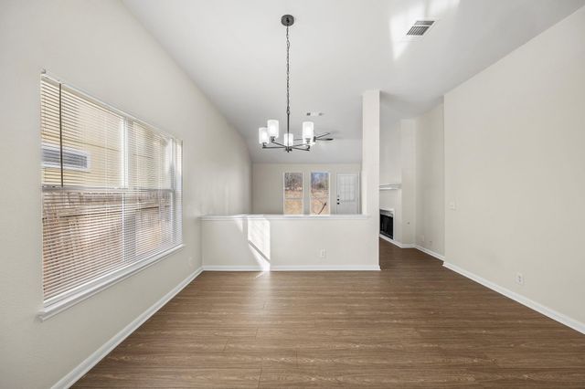 5108 Edenbourgh LN, Austin, TX 78754