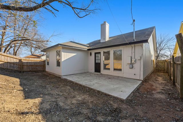 5108 Edenbourgh LN, Austin, TX 78754