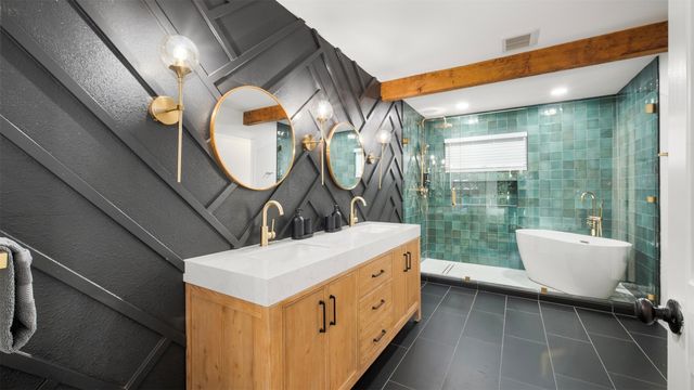 2523 County Road 3303, Greenville, TX 75402
