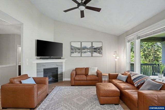 591 Timber View St NW, Salem, OR 97304