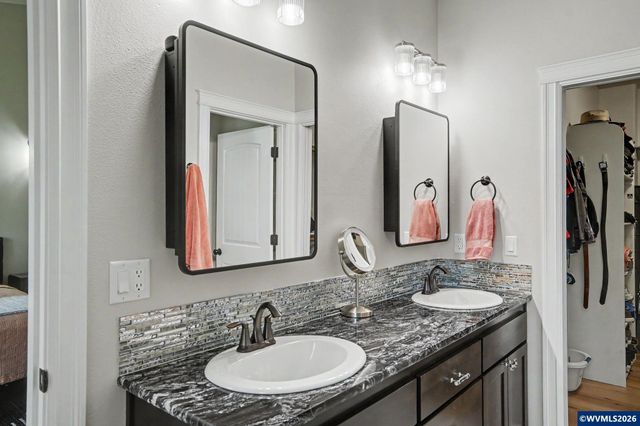 591 Timber View St NW, Salem, OR 97304
