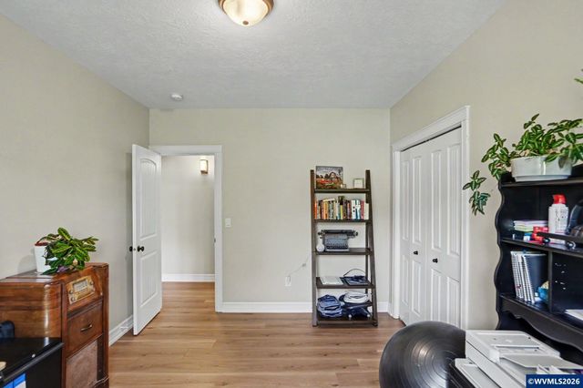 591 Timber View St NW, Salem, OR 97304