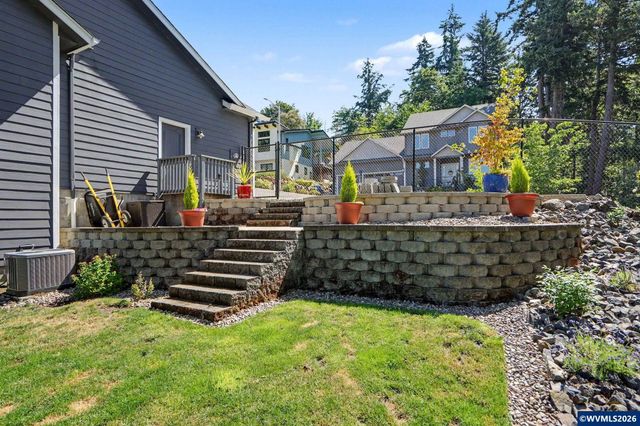 591 Timber View St NW, Salem, OR 97304