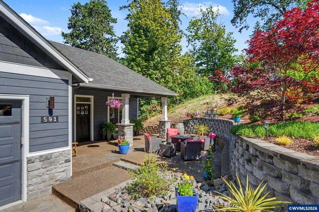 591 Timber View St NW, Salem, OR 97304