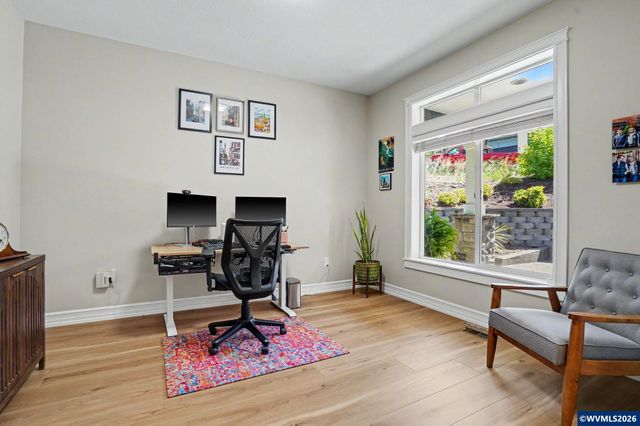 591 Timber View St NW, Salem, OR 97304
