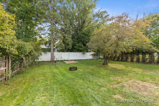 417 SANBORN Avenue, Big Rapids, MI 49307