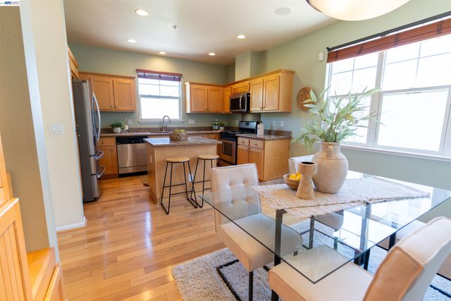 742 N 6th St, San Jose, CA 95112