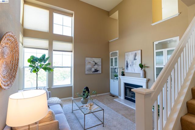 742 N 6th St, San Jose, CA 95112