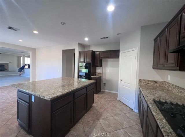 7771 Stonegate, Eastvale, CA 92880