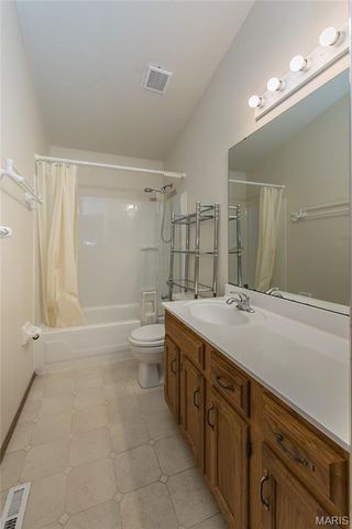 2422 Sundance Drive, O'fallon, MO 63368