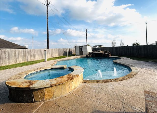 3811 Trent Cove Ln, Pearland, TX 77584
