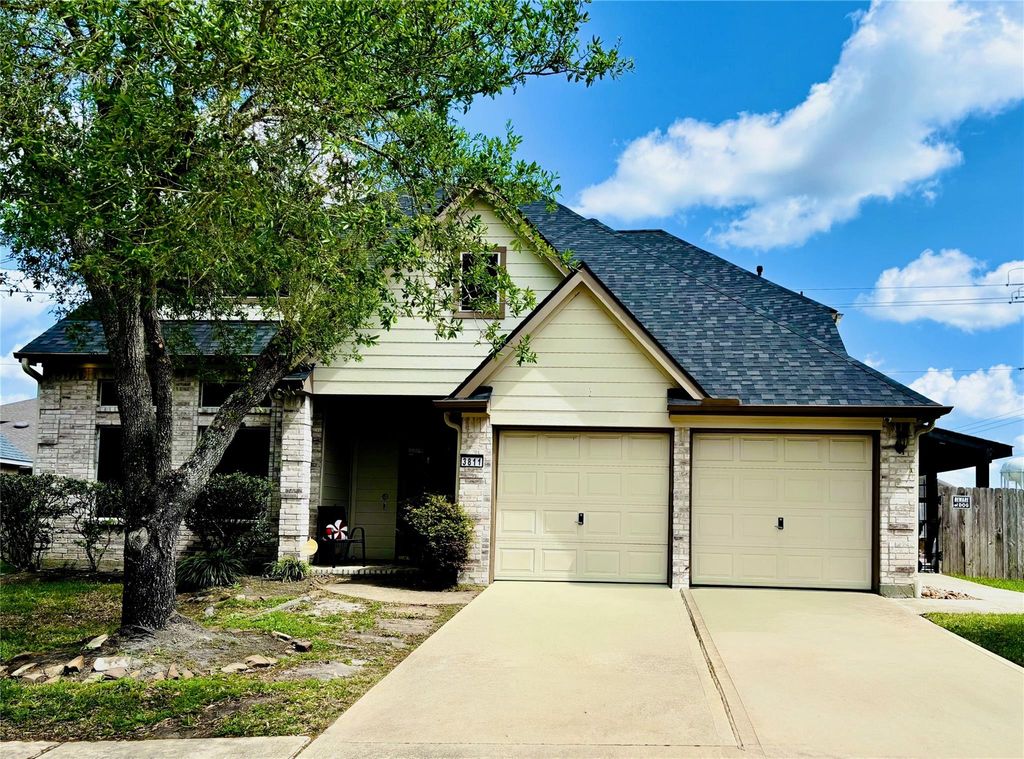 3811 Trent Cove Ln, Pearland, TX 77584